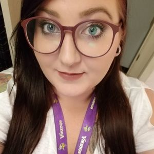 Meet your Posher, Candace